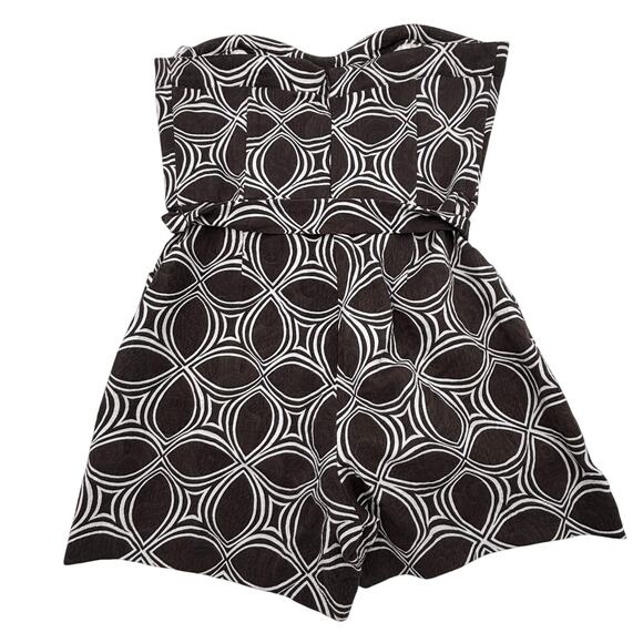 NWT Banana Republic Romper Women's Size 8 Brown & White Strapless Shorts Jumper - Picture 2 of 9
